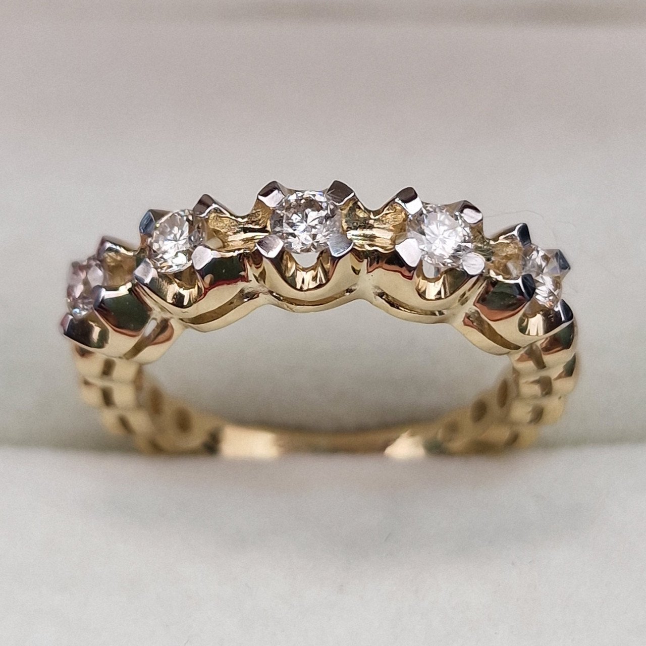 Кольцо Deimantas 104732231 16р 3,84гр 0,26ct. купить,NaN
