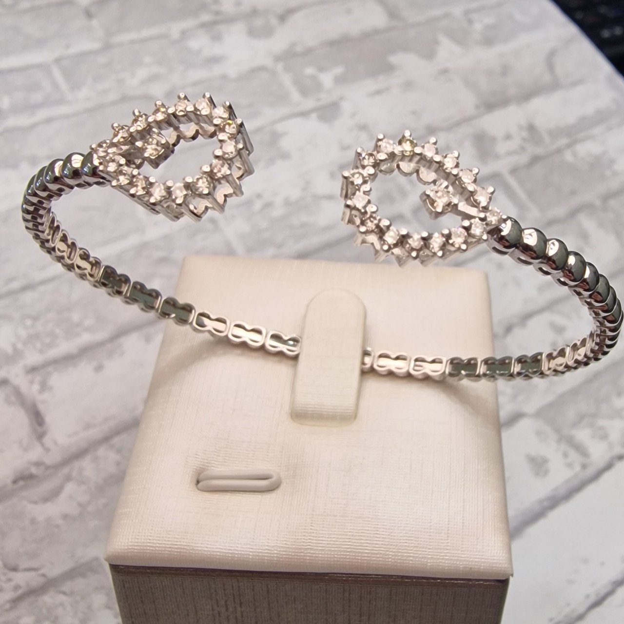 Браслет Deimantas 105021792 7,61гр 0,65ct. купить,NaN