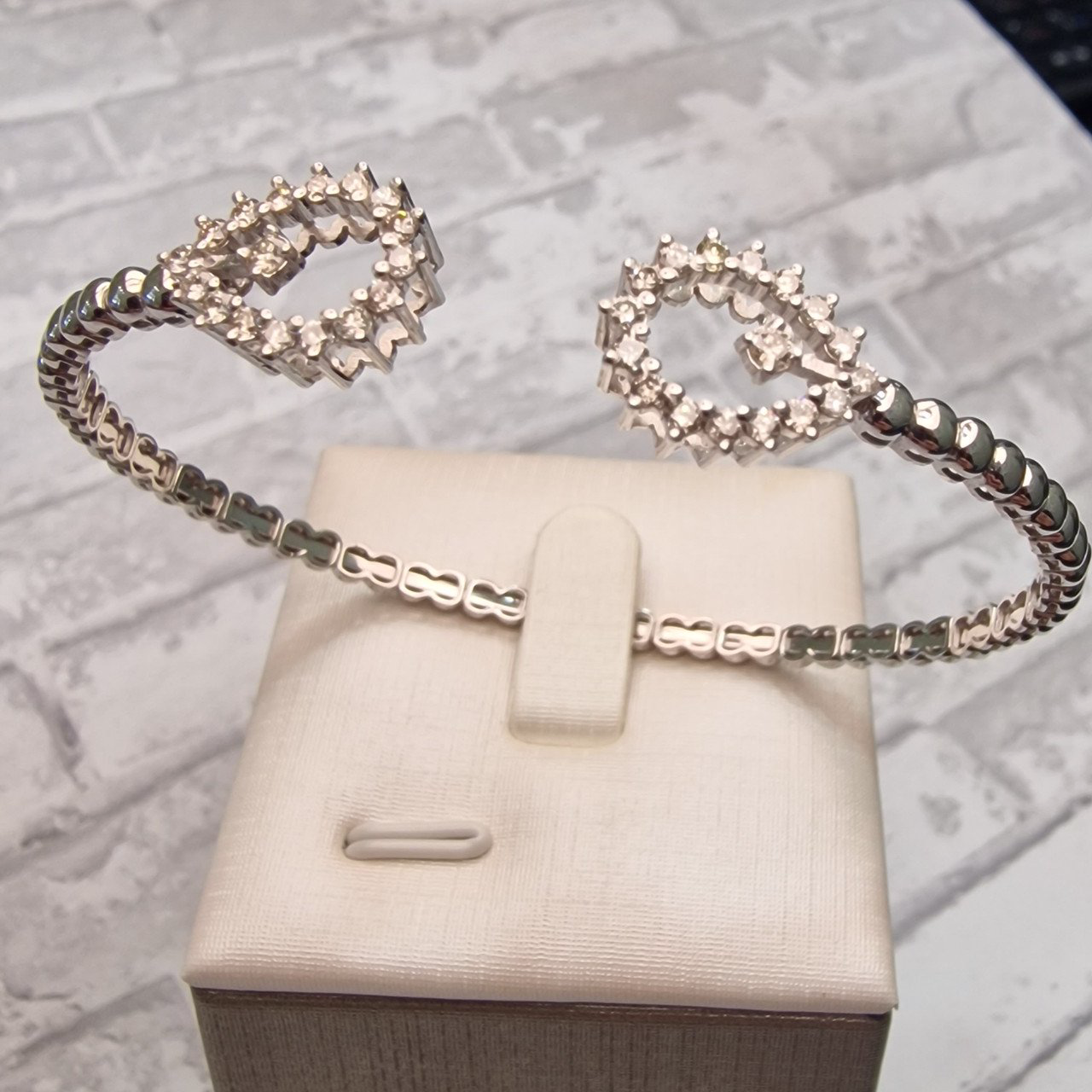 Браслет Deimantas 105021792 7,61гр 0,65ct. купить,NaN