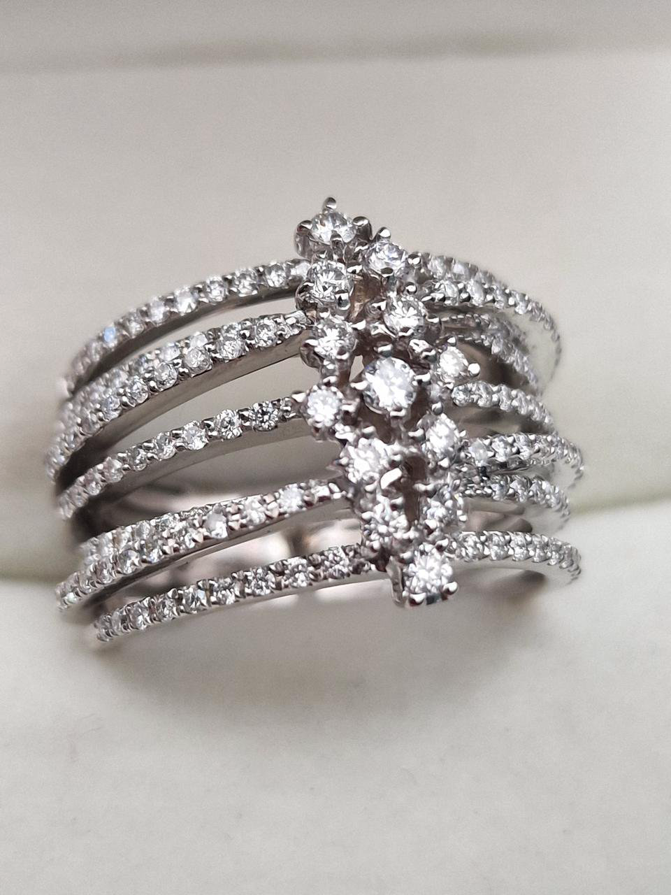 Кольцо Deimantas 105021801 18р 9,62гр 1,03ct. купить,NaN