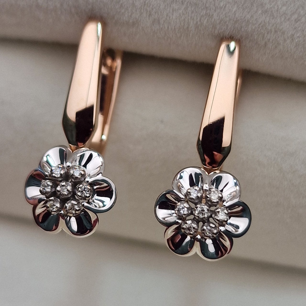 Серьги Deimantas 103383929 4,23гр 0,06ct. купить,NaN