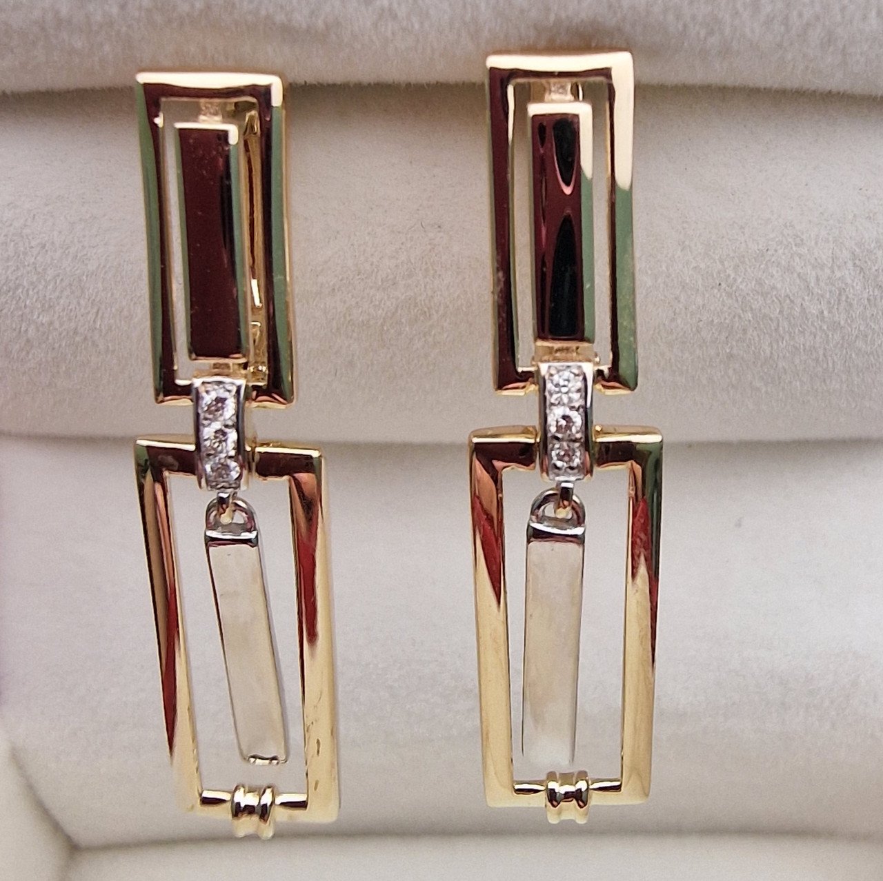 Серьги Deimantas 103383937 4,57гр 0,06ct. купить,NaN