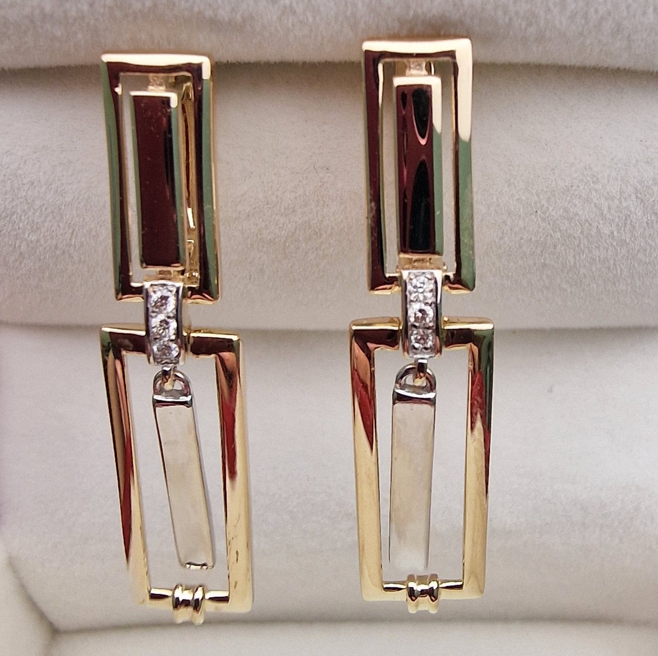 Серьги Deimantas 103383937 4,57гр 0,06ct. купить,NaN