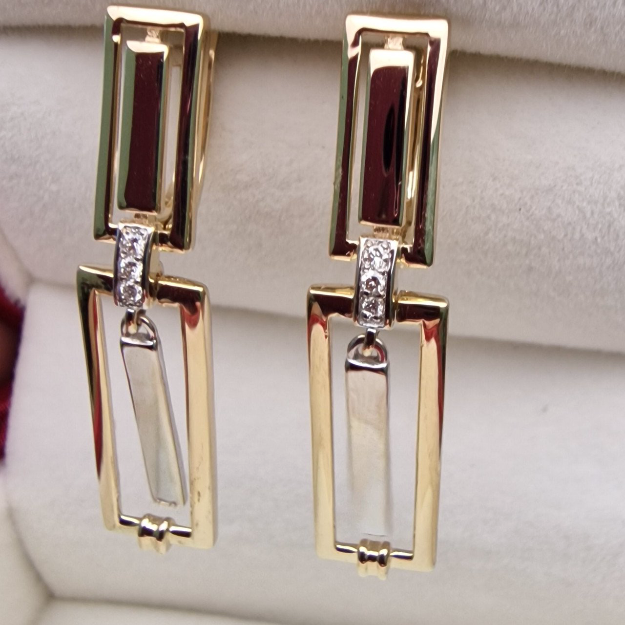 Серьги Deimantas 103383937 4,57гр 0,06ct. купить,NaN