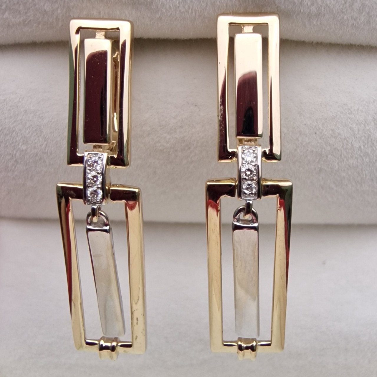 Серьги Deimantas 103383937 4,57гр 0,06ct. купить,NaN