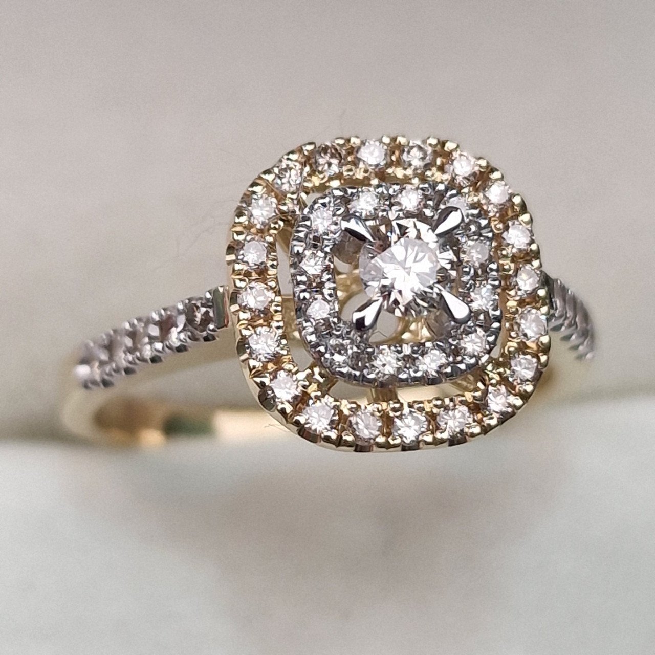 Кольцо Deimantas 104732310 17,5р 3,53гр 0,513ct. купить,NaN