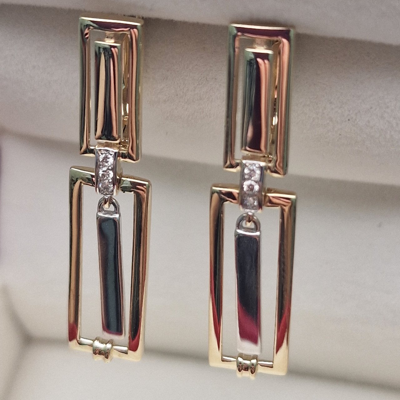 Серьги Deimantas 103383937 4,57гр 0,06ct. купить,NaN
