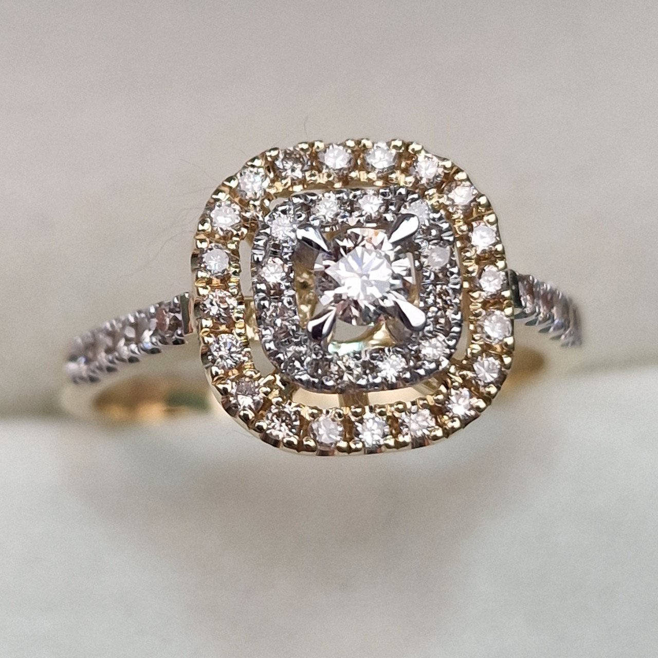 Кольцо Deimantas 104732310 17,5р 3,53гр 0,513ct. купить,NaN
