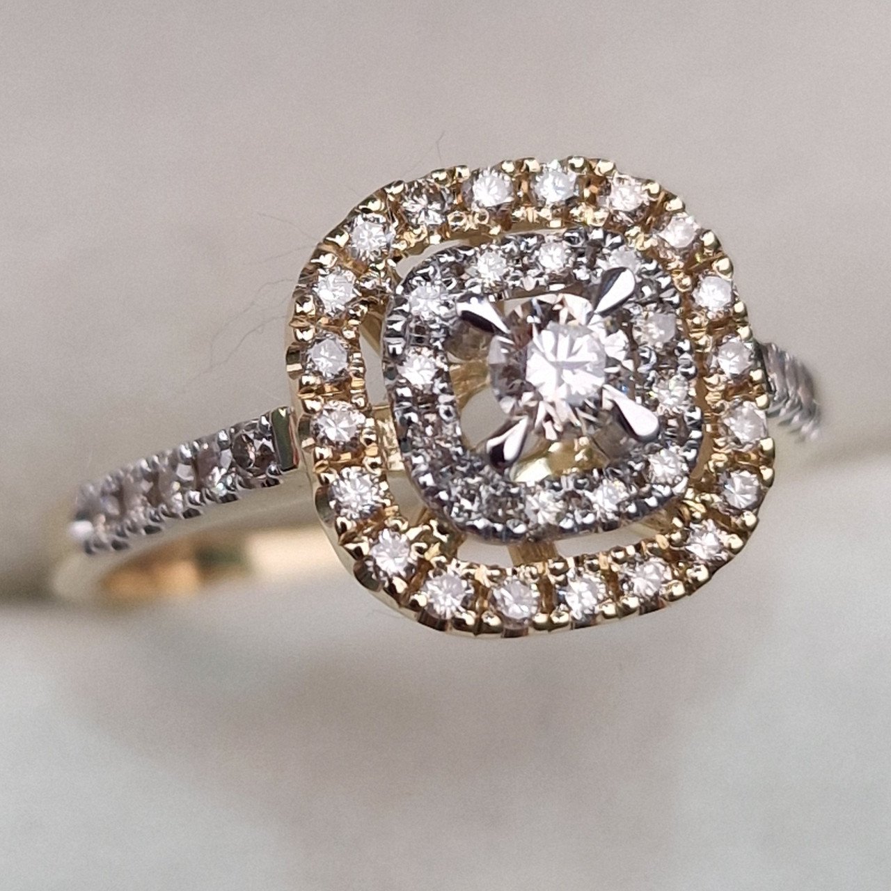 Кольцо Deimantas 104732310 17,5р 3,53гр 0,513ct. купить,NaN