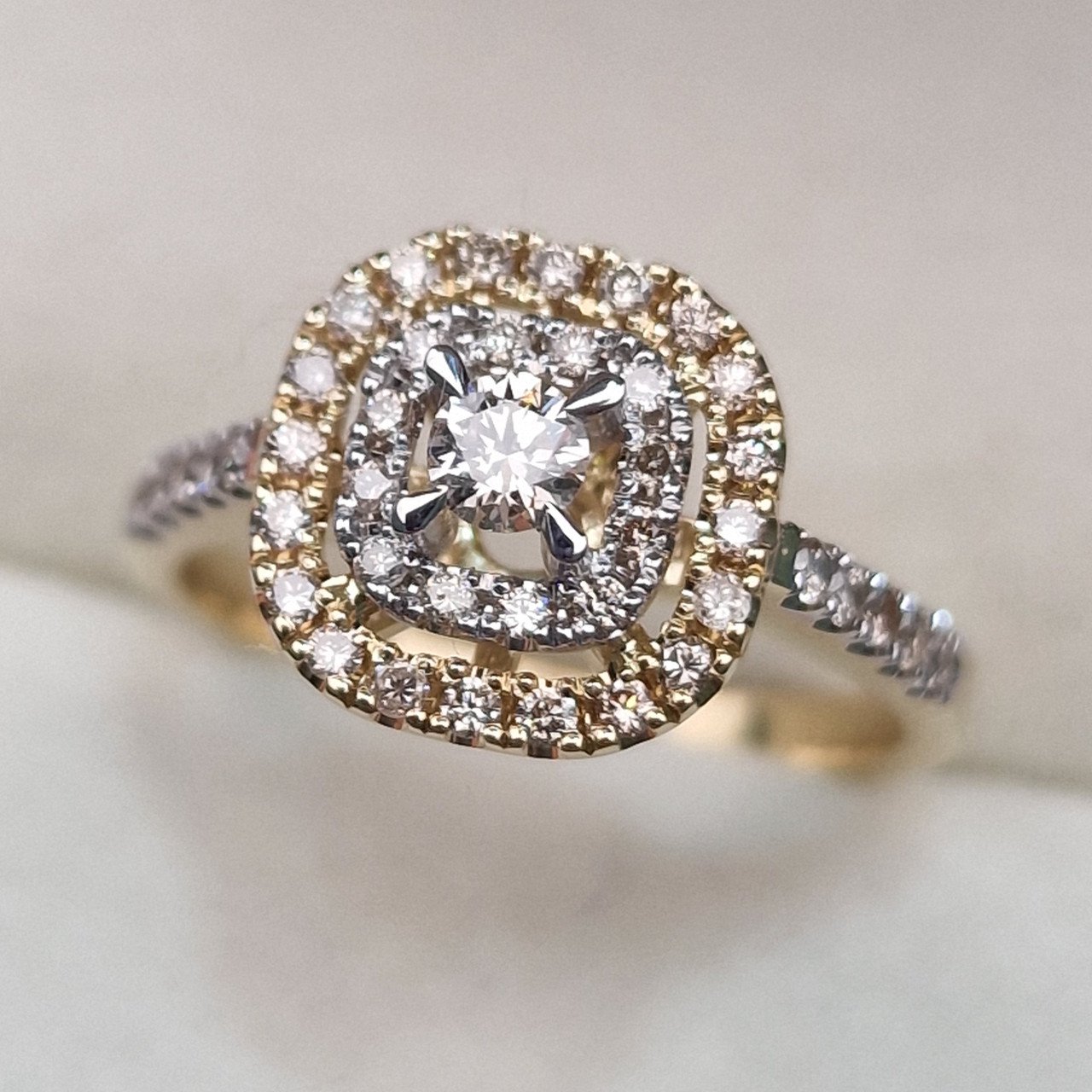 Кольцо Deimantas 104732310 17,5р 3,53гр 0,513ct. купить,NaN