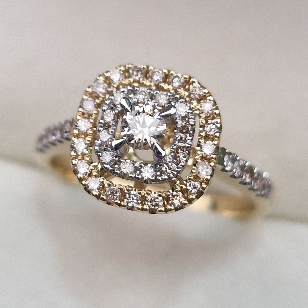 Кольцо Deimantas 104732310 17,5р 3,53гр 0,513ct. купить,NaN