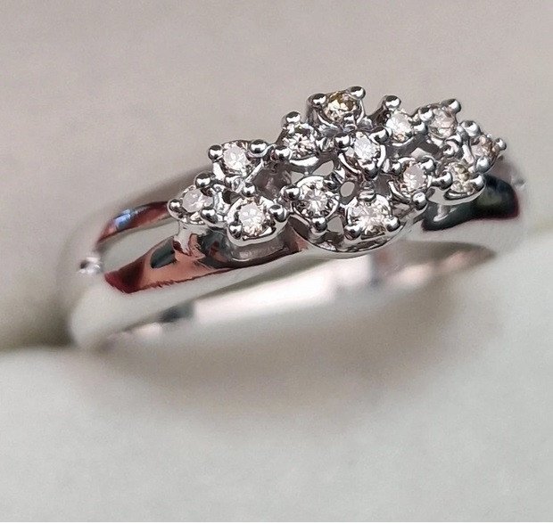 Комплект Deimantas 104828653 0,17ct 0,34ct. купить,NaN
