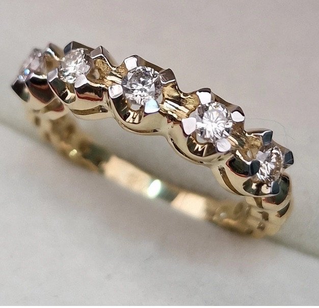 Комплект Deimantas 104828805 0,26ct 0,51ct. купить,NaN
