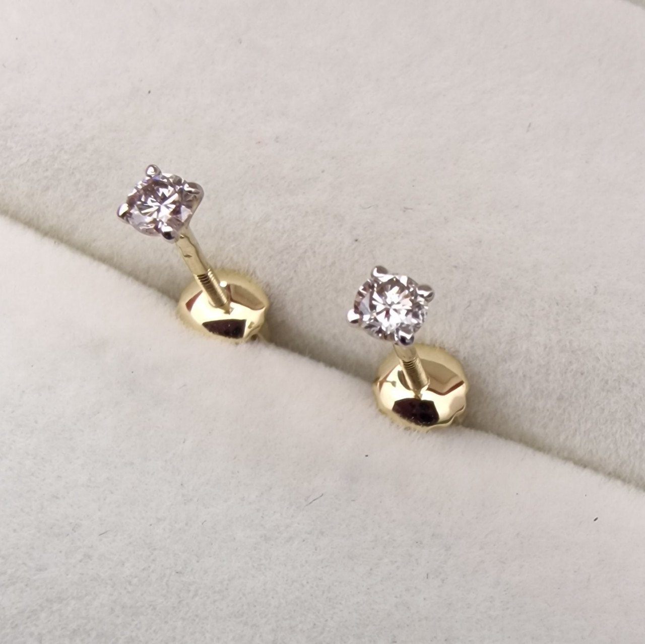 Серьги Deimantas 103384018 0,75гр 0,20ct. купить,NaN