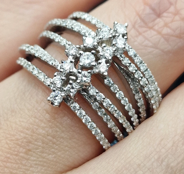 Комплект Deimantas 105056003 1,03ct 2,7ct. купить,NaN