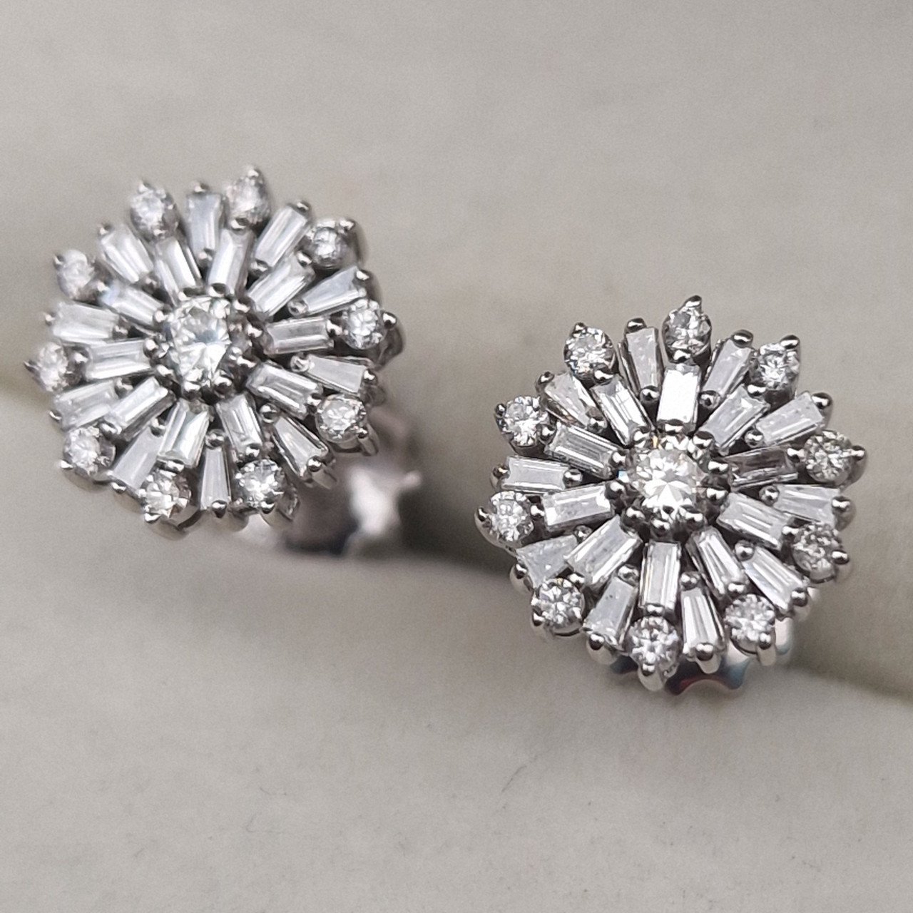 Серьги Deimantas 105031603 3,64гр 0,58ct. купить,NaN