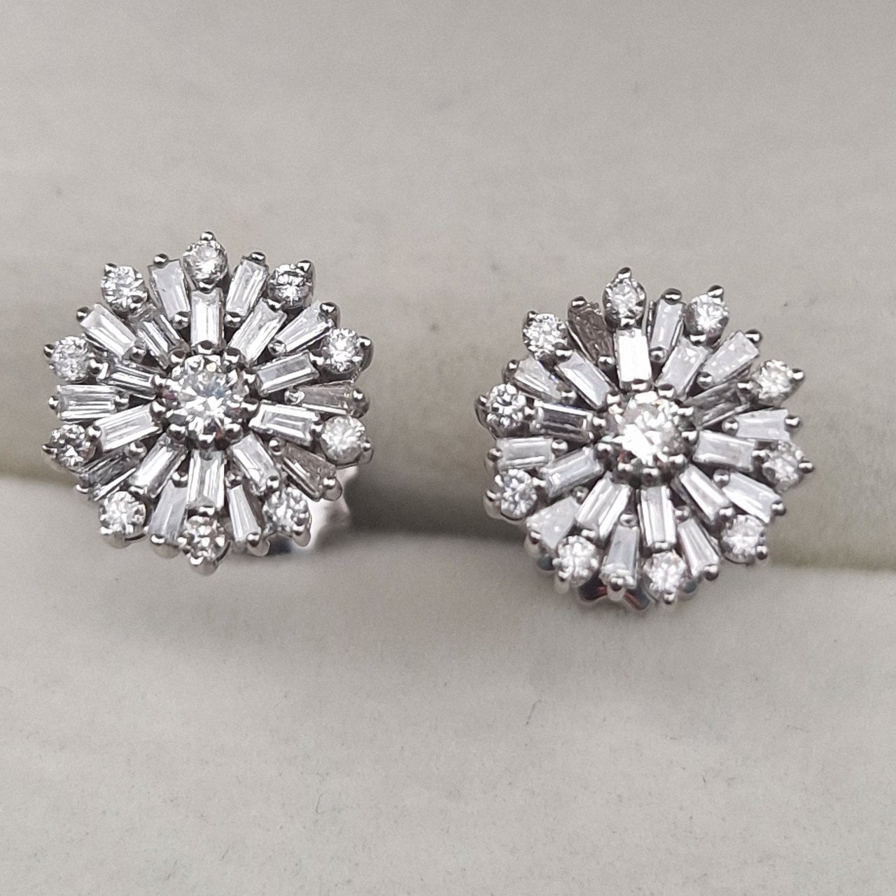 Серьги Deimantas 105031603 3,64гр 0,58ct. купить,NaN