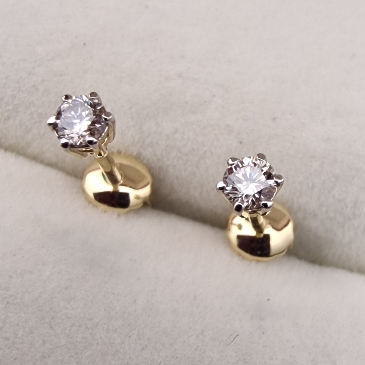 Серьги Deimantas 103384052 0,92гр 0,19ct. купить,NaN
