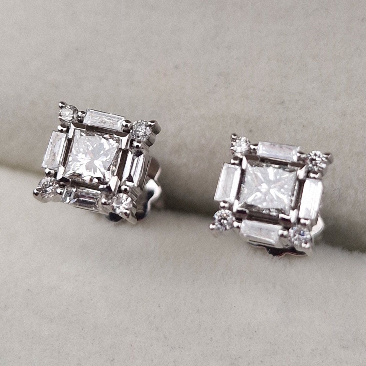 Серьги Deimantas 105031592 2,06гр 0,70ct. купить,NaN