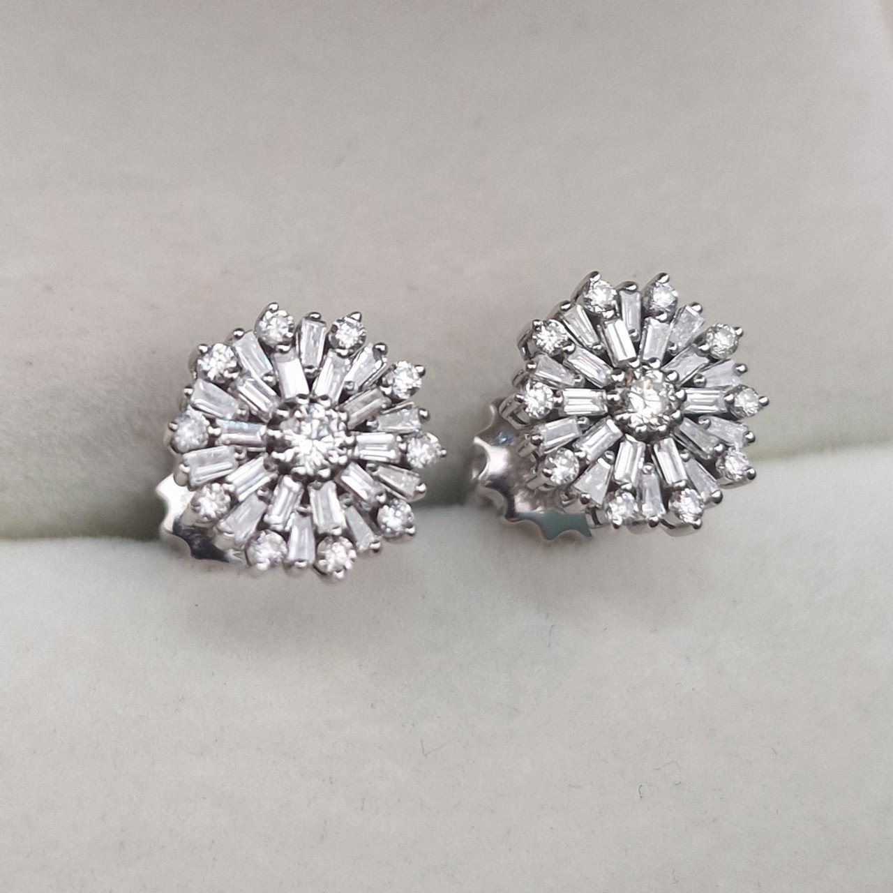 Серьги Deimantas 105031603 3,64гр 0,58ct. купить,NaN