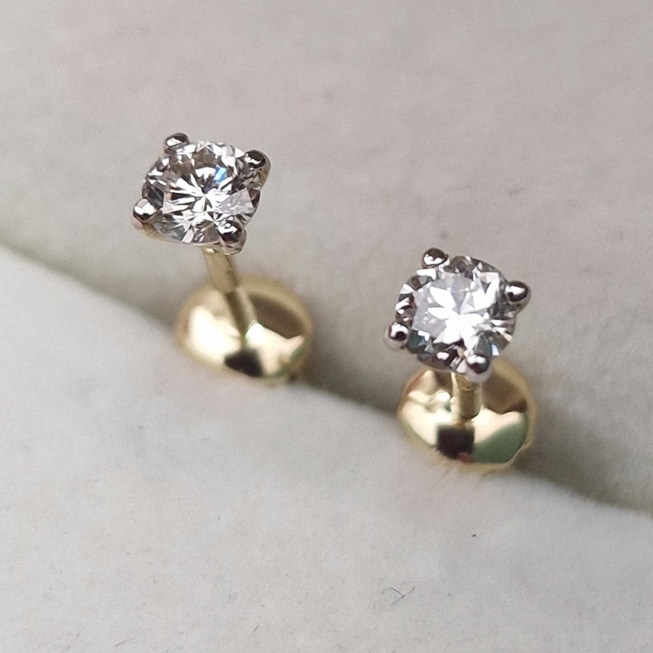 Серьги Deimantas 103384067 0,86гр 0,38ct. купить,NaN