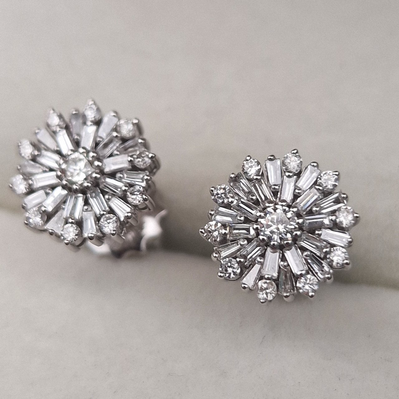 Серьги Deimantas 105031603 3,64гр 0,58ct. купить,NaN