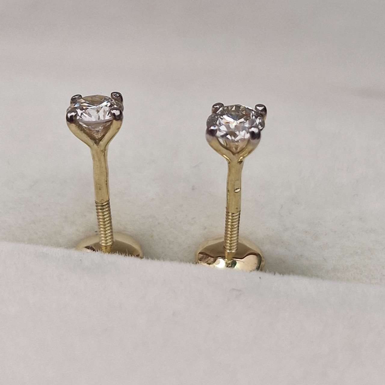 Серьги Deimantas 103384067 0,86гр 0,38ct. купить,NaN