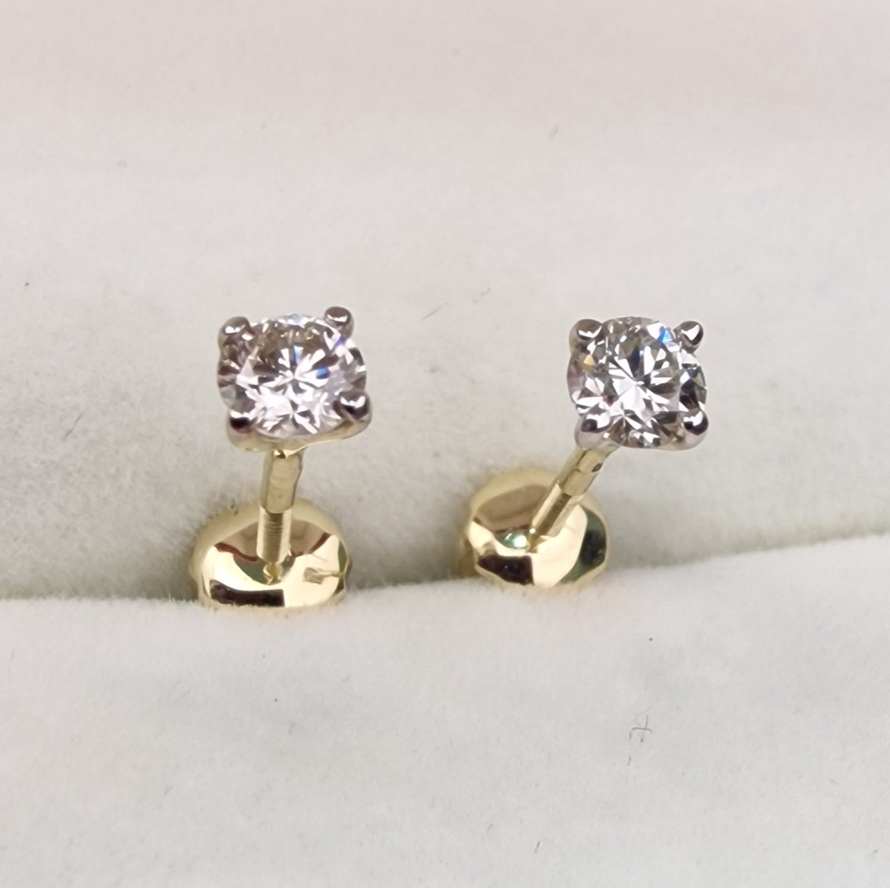Серьги Deimantas 103384067 0,86гр 0,38ct. купить,NaN