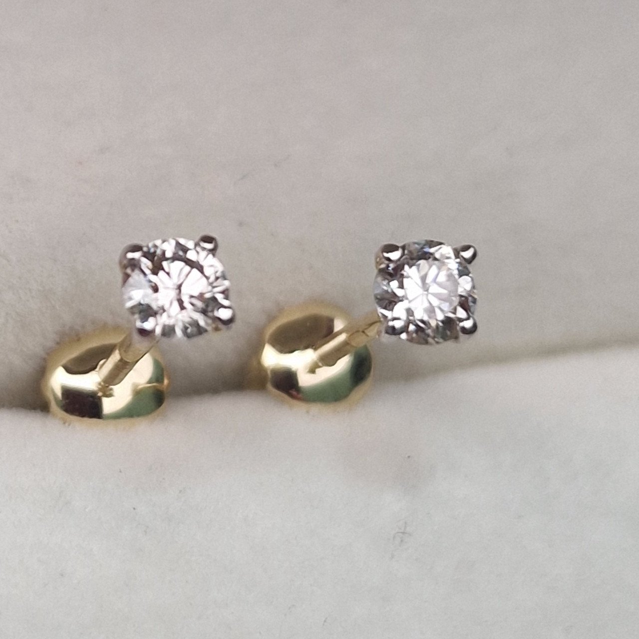 Серьги Deimantas 103384067 0,86гр 0,38ct. купить,NaN