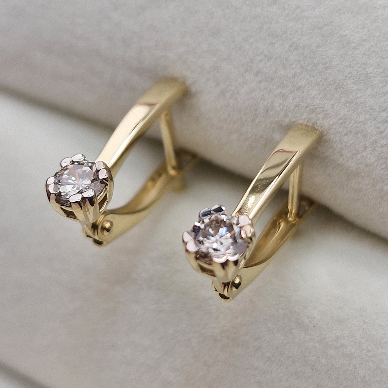 Серьги Deimantas 103384120 2,39гр 0,50ct. купить,NaN