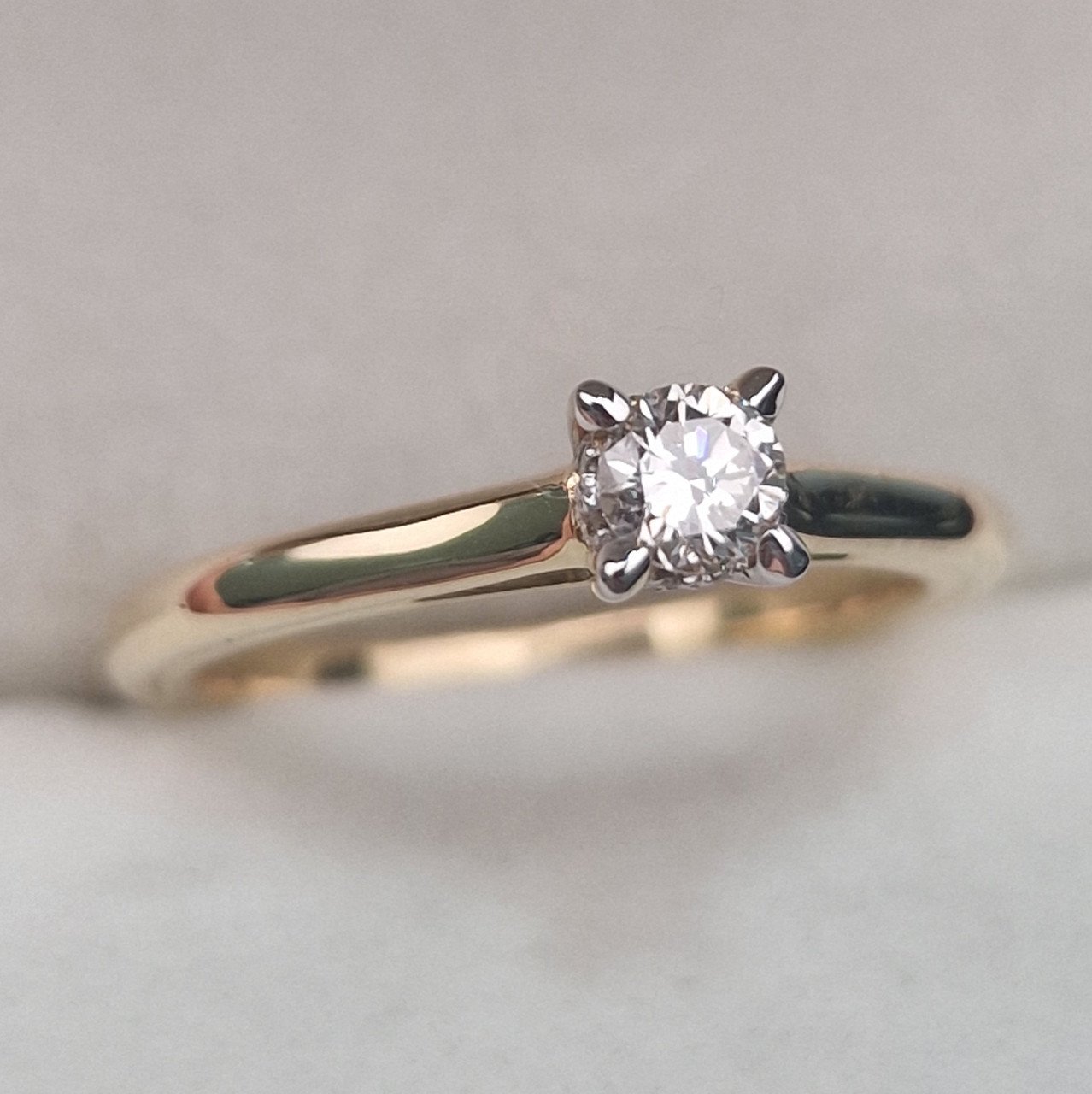Кольцо Deimantas 104832565 16,5р 3,41гр 0,25ct. купить,NaN