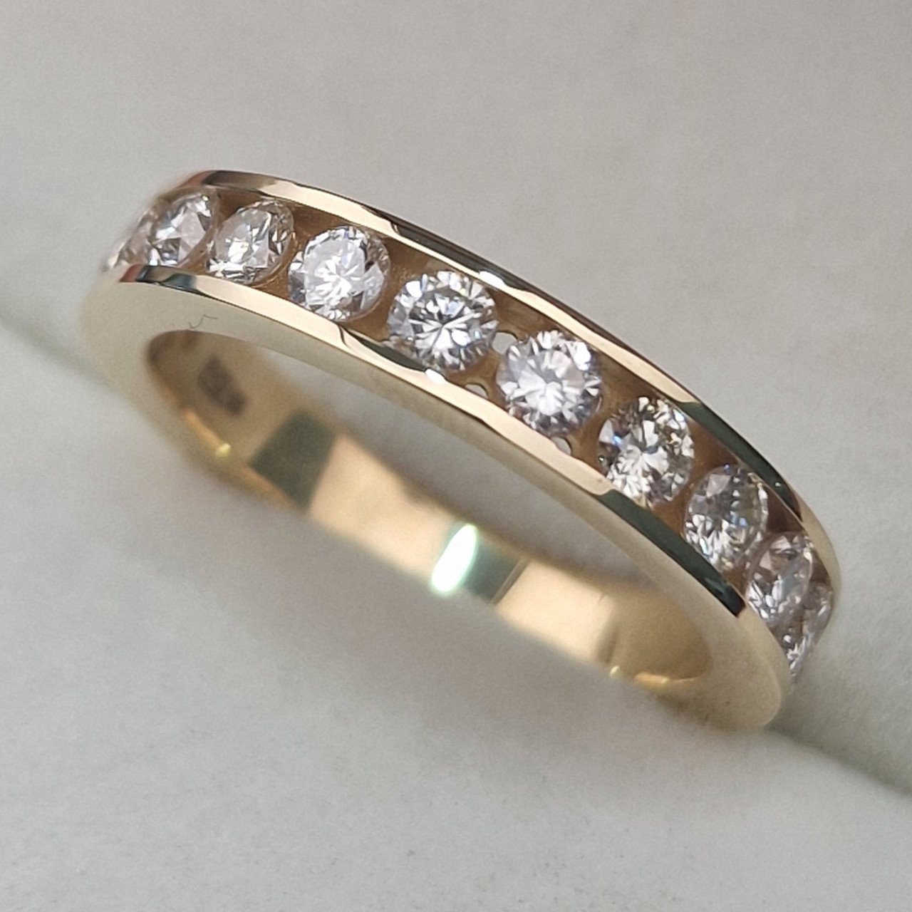 Кольцо Deimantas 104832528 17р 4,46гр 0,90ct. купить,NaN
