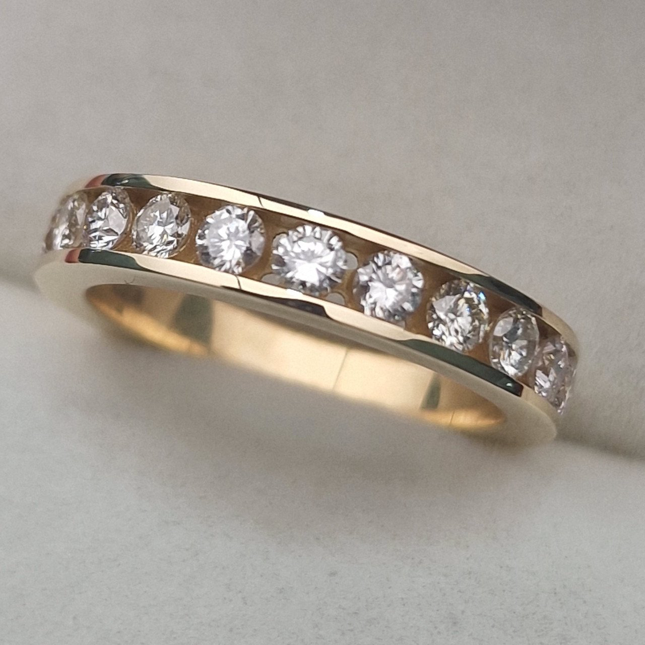 Кольцо Deimantas 104832528 17р 4,46гр 0,90ct. купить,NaN