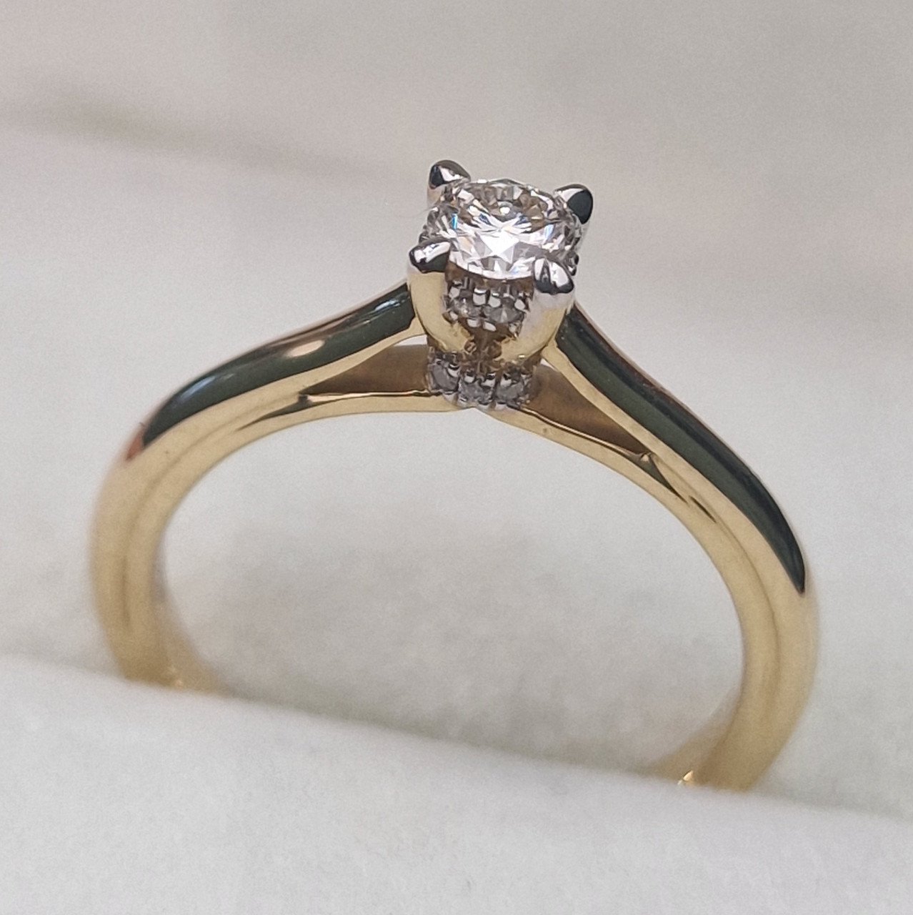 Кольцо Deimantas 104832565 16,5р 3,41гр 0,25ct. купить,NaN