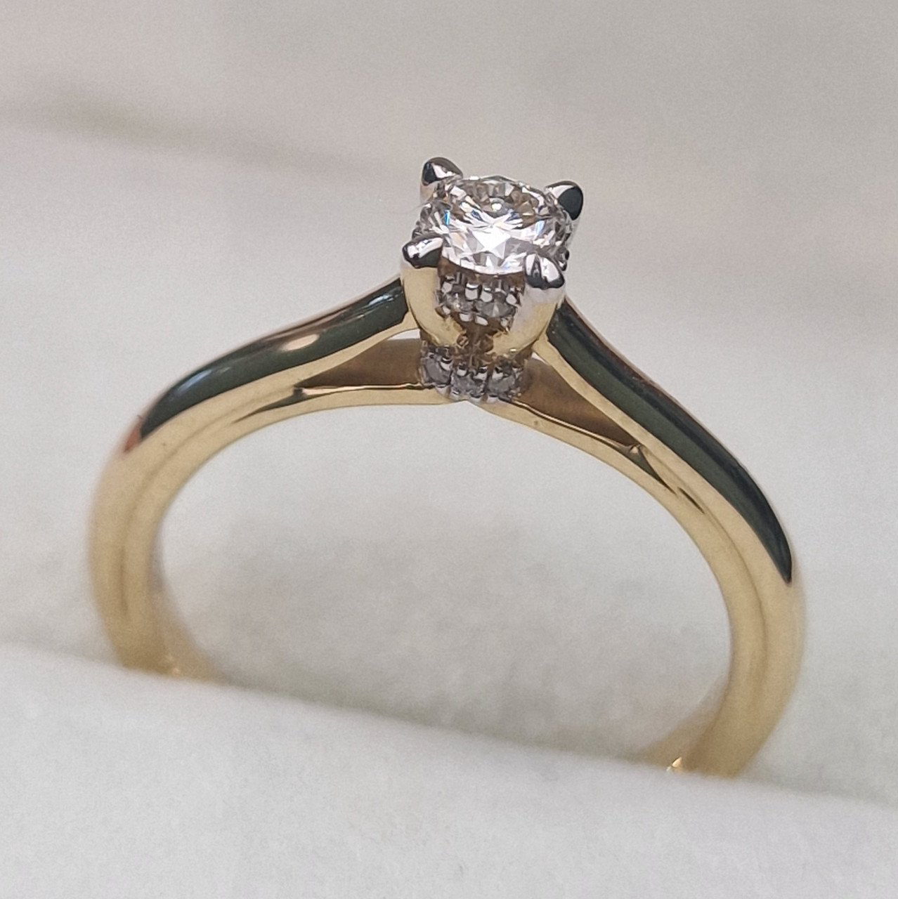 Кольцо Deimantas 104832565 16,5р 3,41гр 0,25ct. купить,NaN