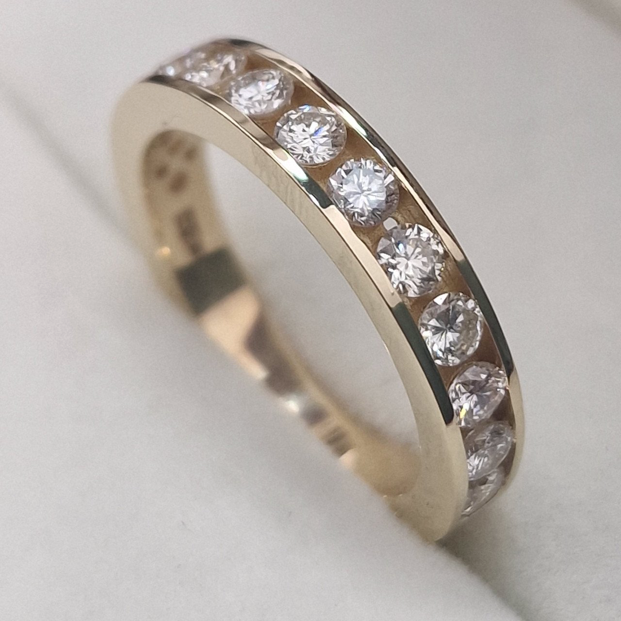 Кольцо Deimantas 104832528 17р 4,46гр 0,90ct. купить,NaN