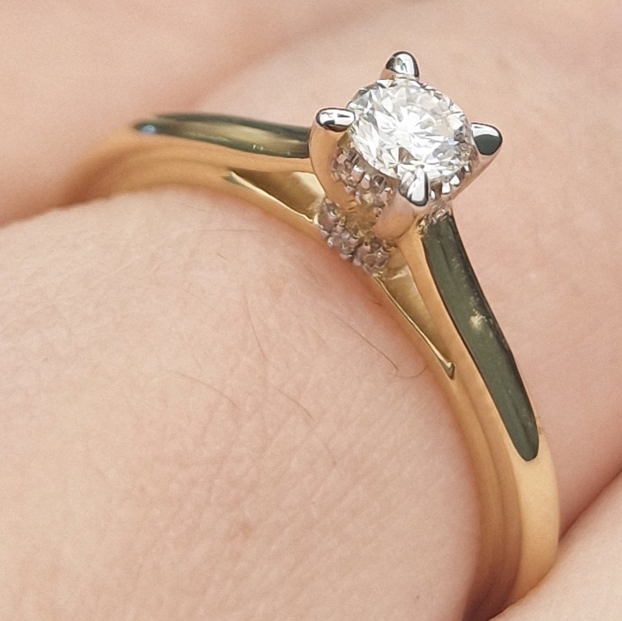 Кольцо Deimantas 104832565 16,5р 3,41гр 0,25ct. купить,NaN