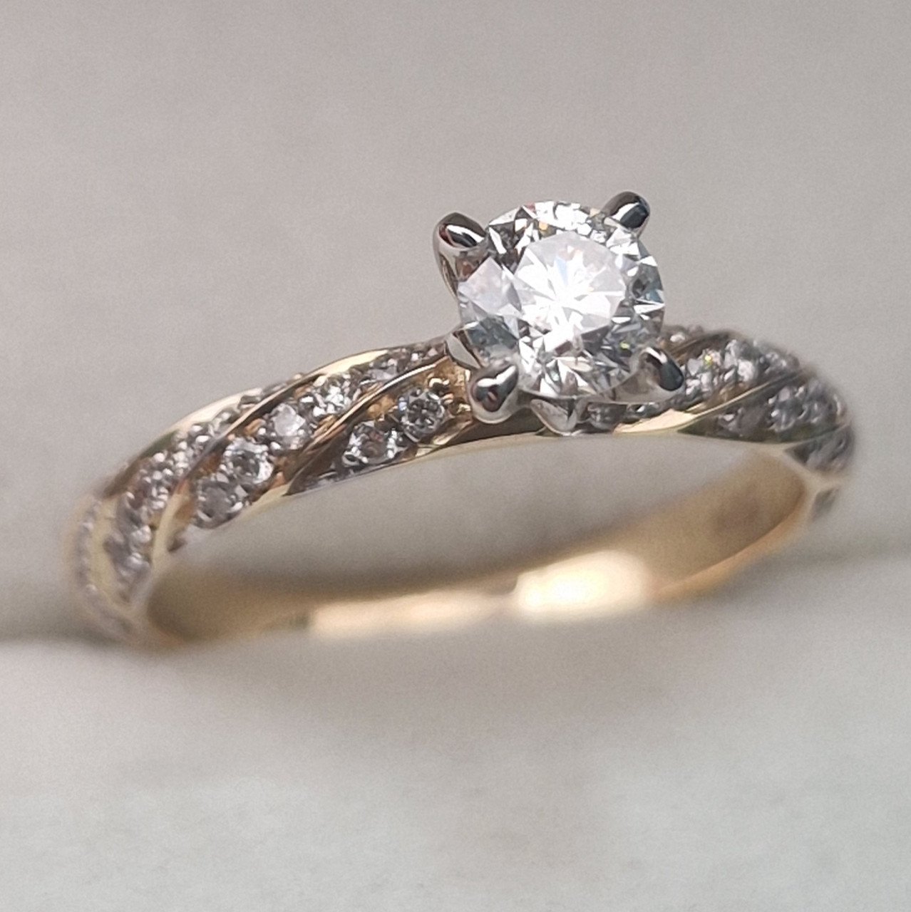 Кольцо Deimantas 104832591 17р 2,9гр 0,79ct. купить,NaN