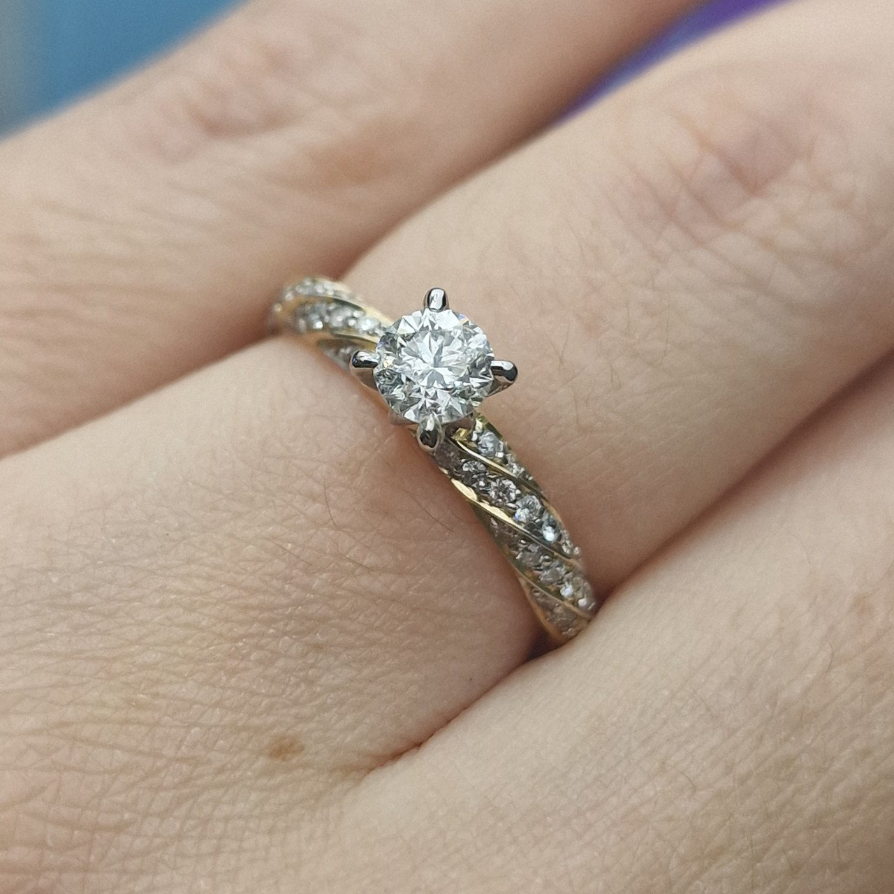 Кольцо Deimantas 104832591 17р 2,9гр 0,79ct. купить,NaN
