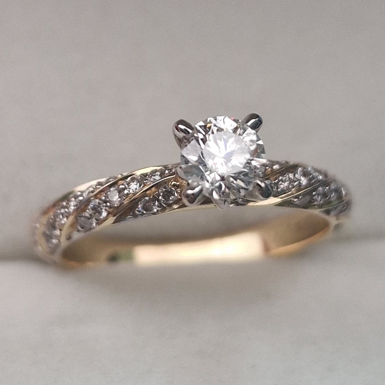 Кольцо Deimantas 104832591 17р 2,9гр 0,79ct. купить,NaN
