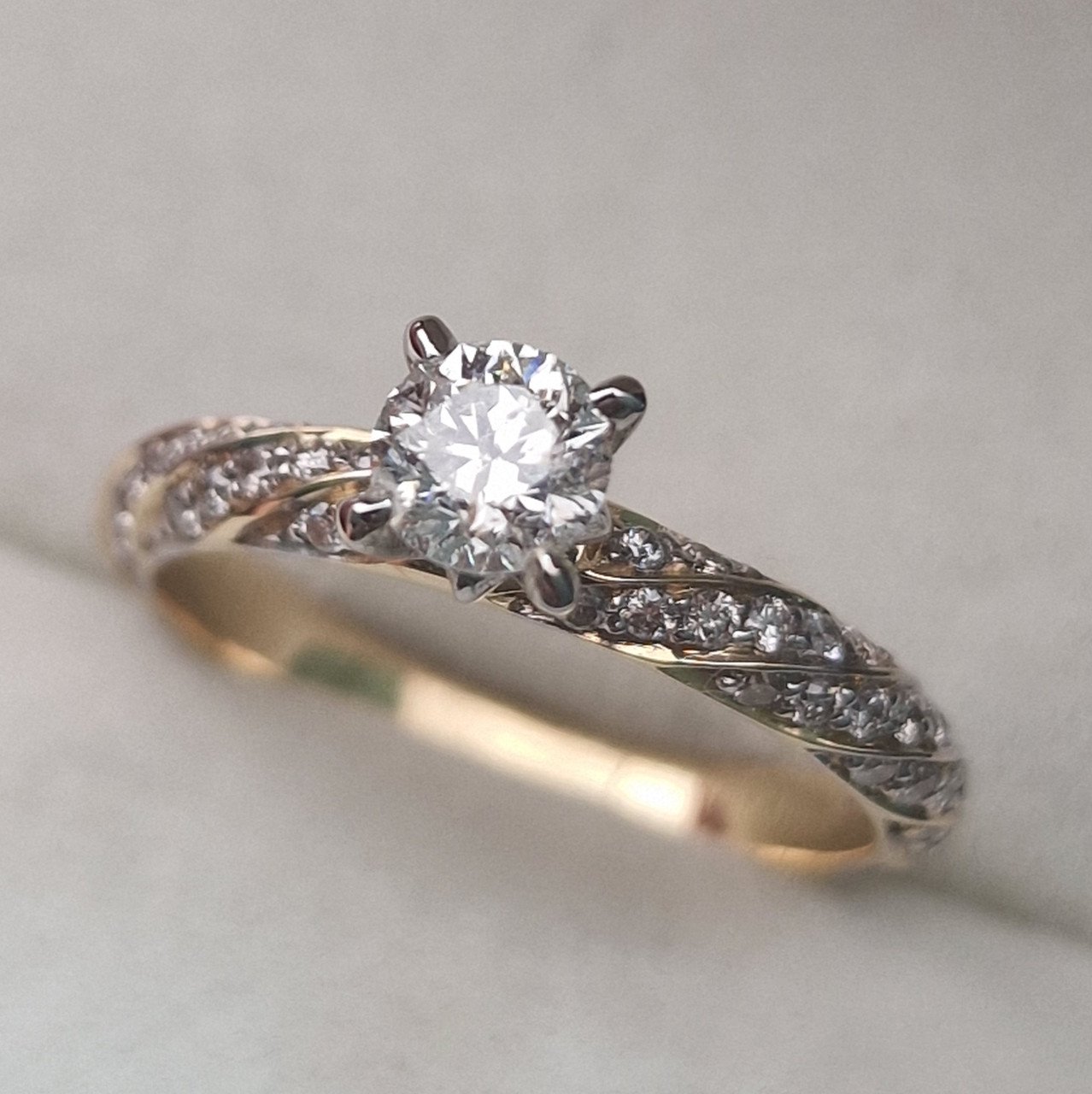 Кольцо Deimantas 104832591 17р 2,9гр 0,79ct. купить,NaN