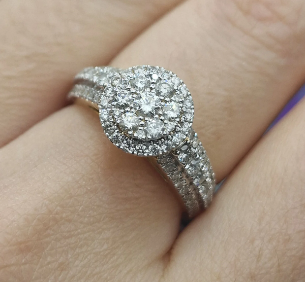 Комплект Deimantas 105061466 1,15ct 1,095ct. купить,NaN
