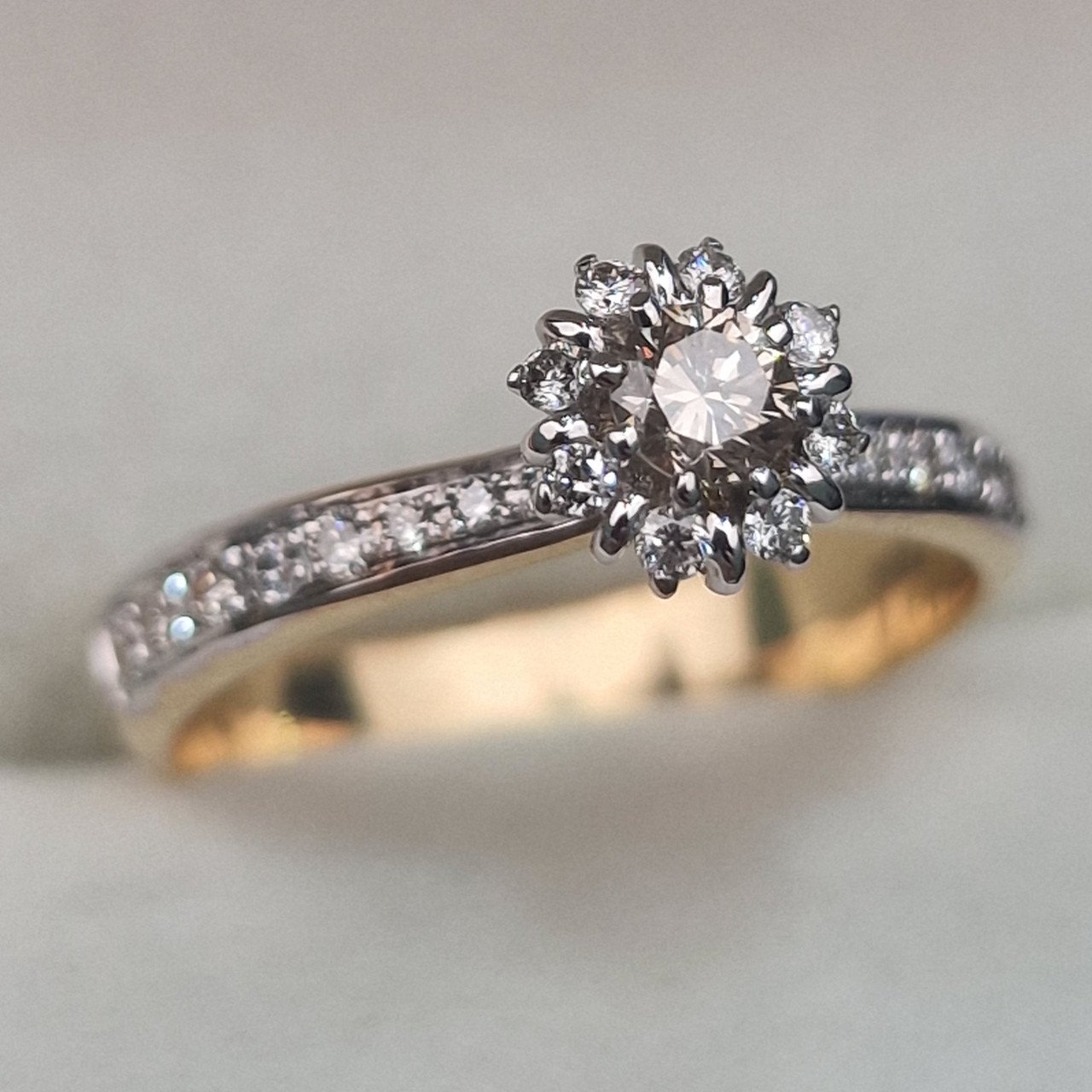 Кольцо Deimantas 104832593 17,5р 3,07гр 0,42ct. купить,NaN