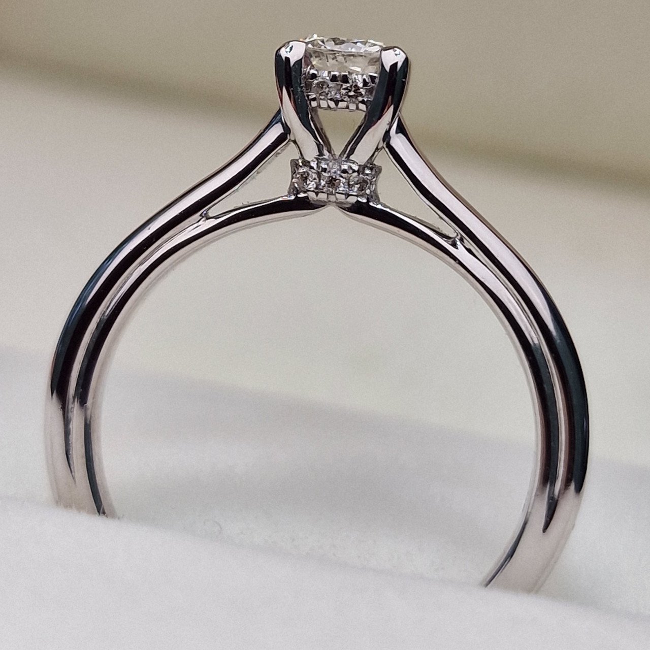Кольцо Deimantas 103593228 16,5р 3,48гр 0,36ct. купить,NaN