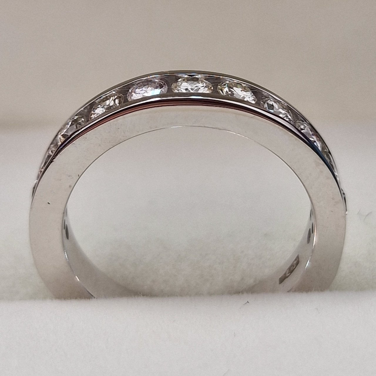 Кольцо Deimantas 103593219 16р 4,43гр 0,90ct. купить,NaN