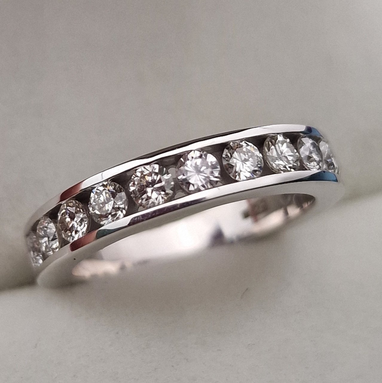 Кольцо Deimantas 103593219 16р 4,43гр 0,90ct. купить,NaN