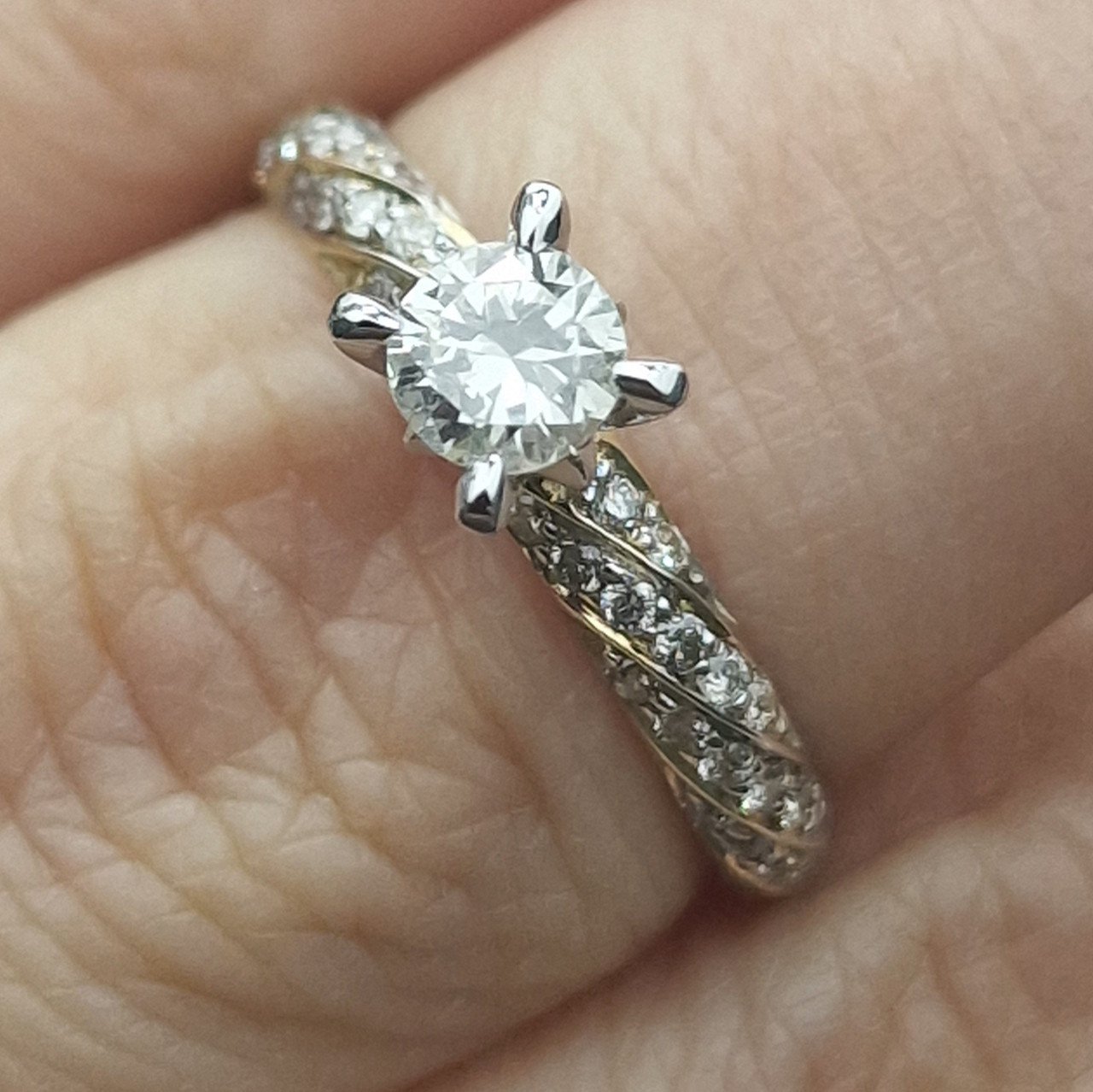 Кольцо Deimantas 104832656 16р 2,86гр 0,74ct. купить,NaN
