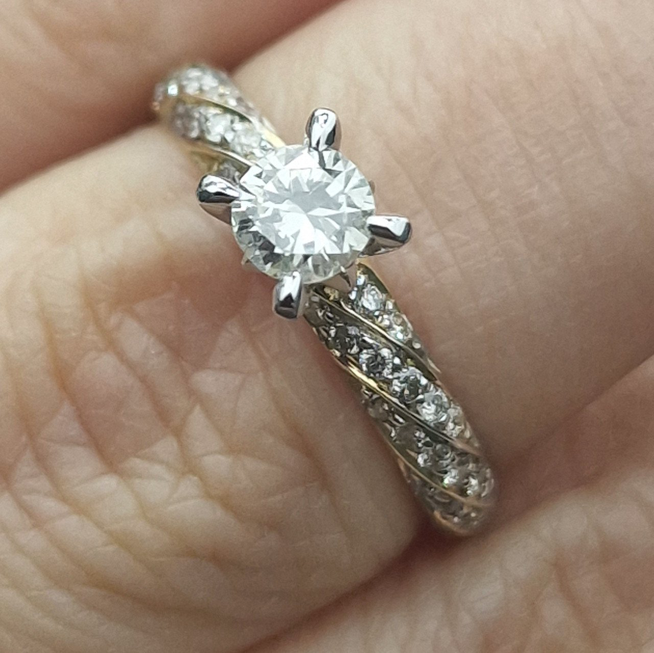 Кольцо Deimantas 104832656 16р 2,86гр 0,74ct. купить,NaN