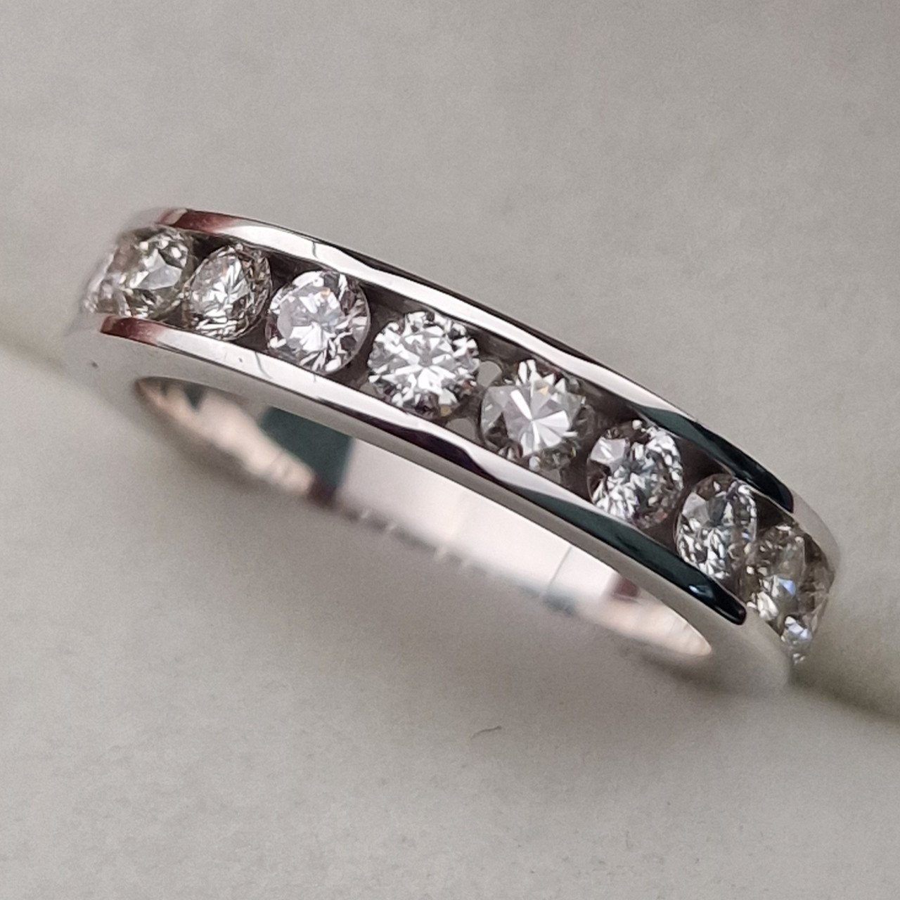 Кольцо Deimantas 103593219 16р 4,43гр 0,90ct. купить,NaN