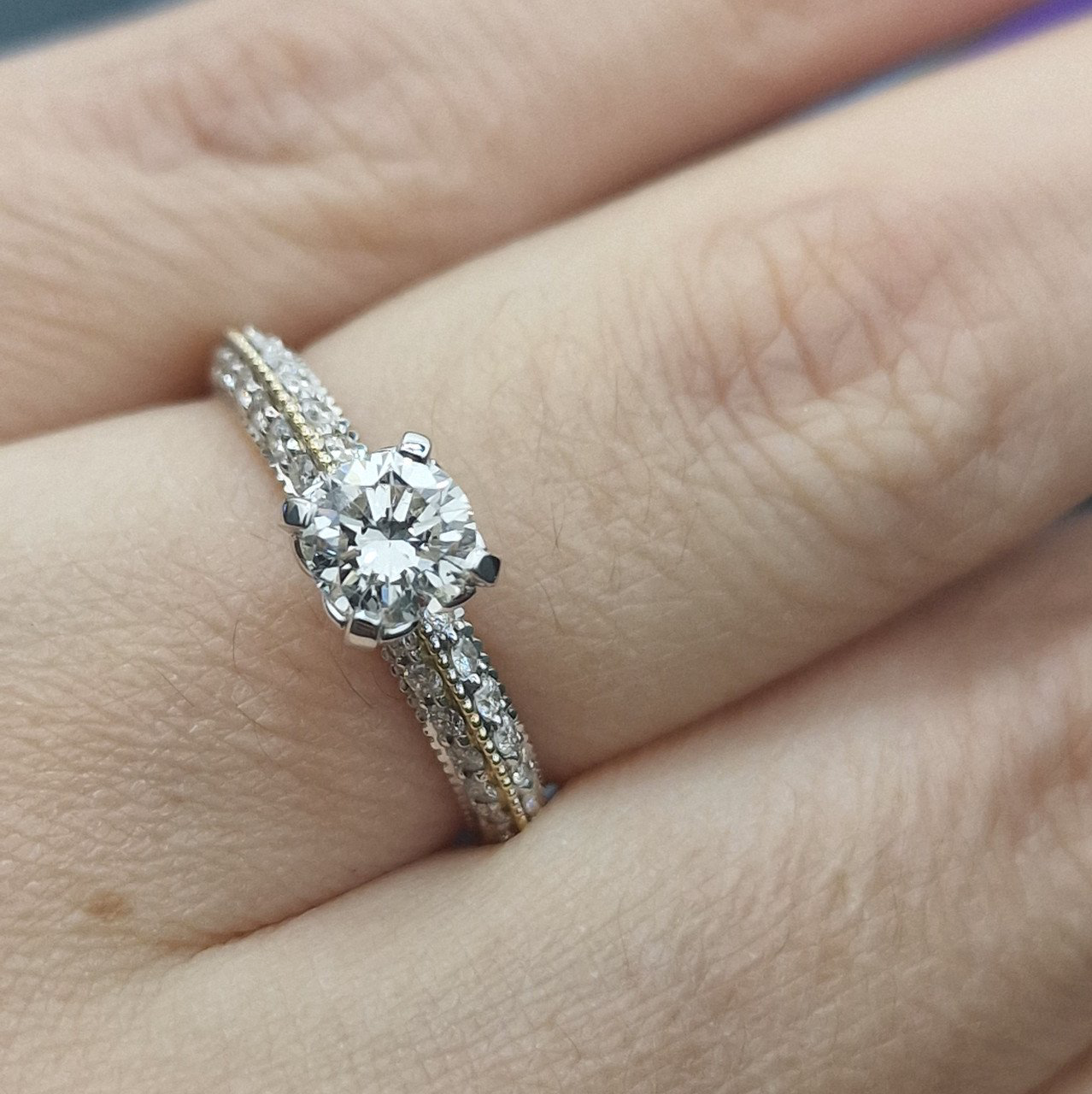 Кольцо Deimantas 104832768 17р 3,89гр 0,97ct. купить,NaN